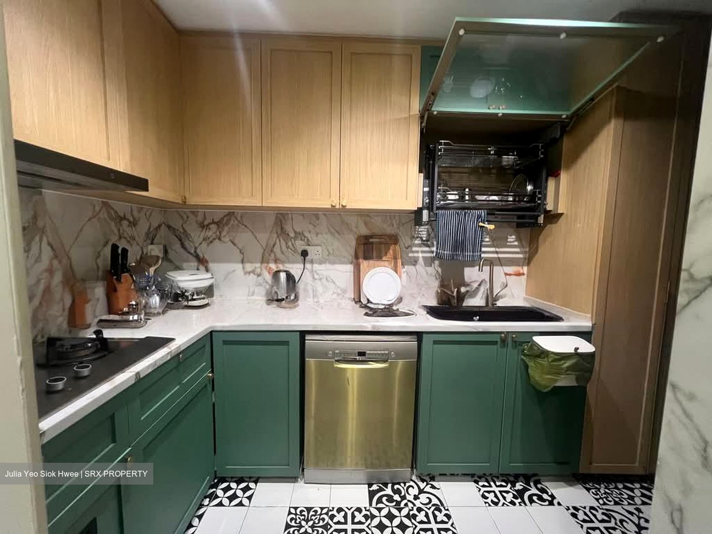 Regent Heights (D23), Condominium #564051371